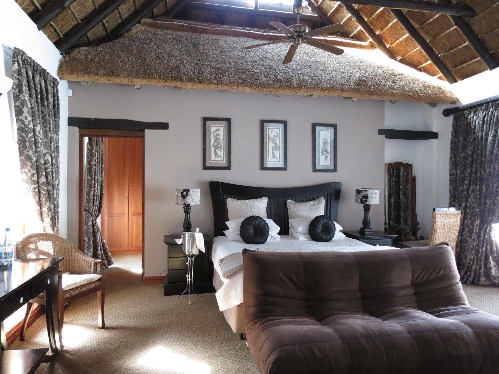 Galagos Lodge ฮาร์ทบีสบูร์ท ภายนอก รูปภาพ