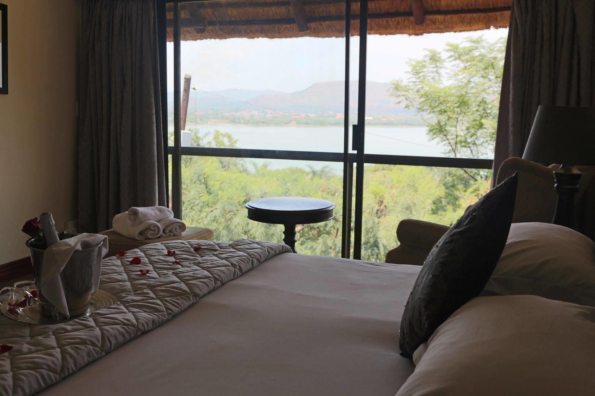 Galagos Lodge ฮาร์ทบีสบูร์ท ภายนอก รูปภาพ